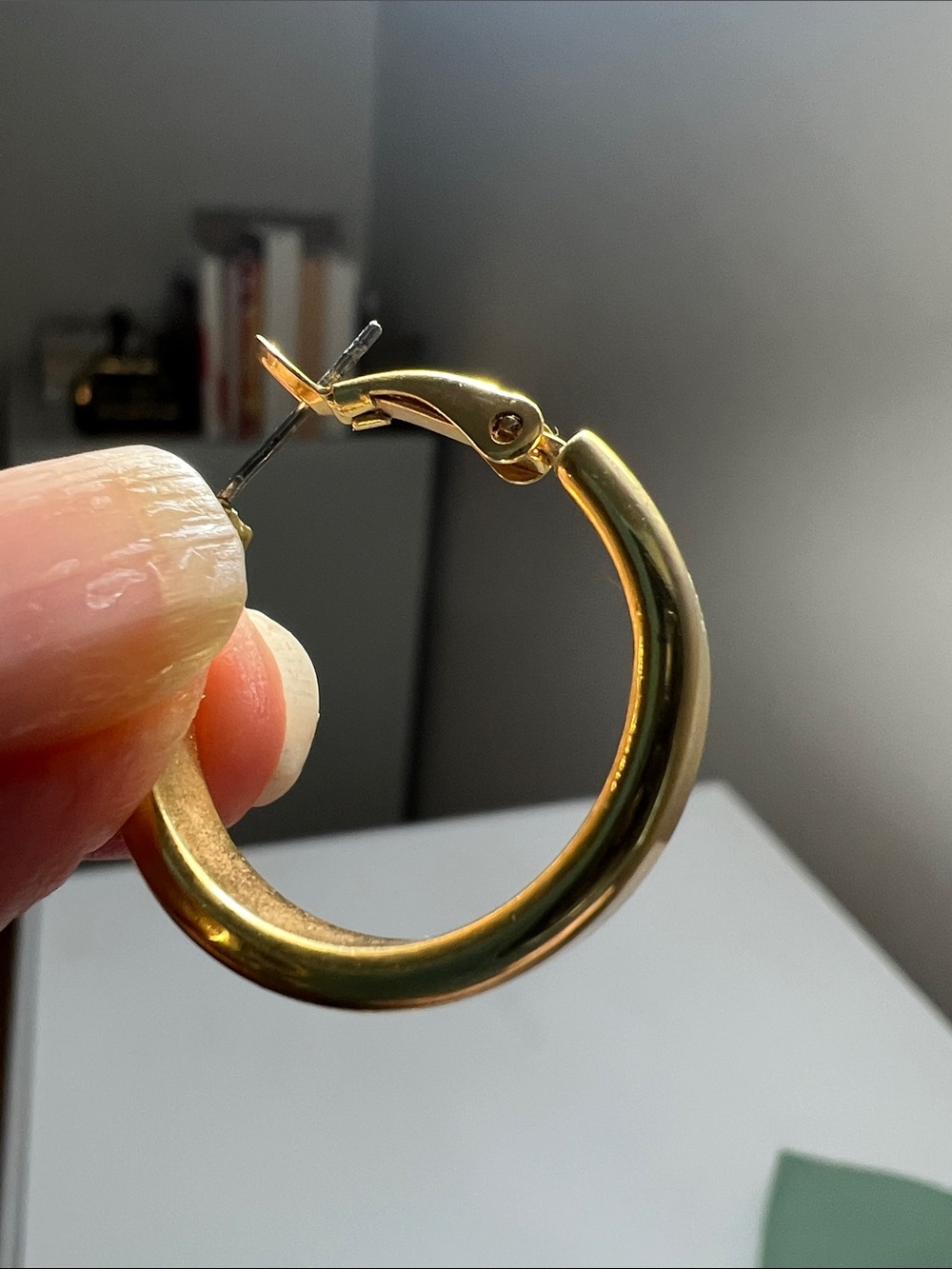 Timeless Golden Hoop Earrings - Classic Small Hoops - Vintage - Picture 5 of 12